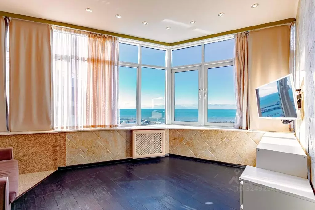 2-к кв. Краснодарский край, Сочи Центральный мкр, ул. Первомайская, 21 ... - Фото 2