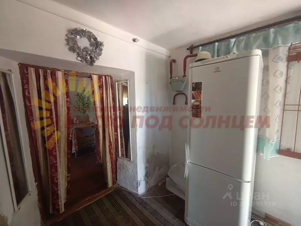 Дом в Краснодарский край, Ейский район, Должанская ст-ца пер. Папанина ... - Фото 2