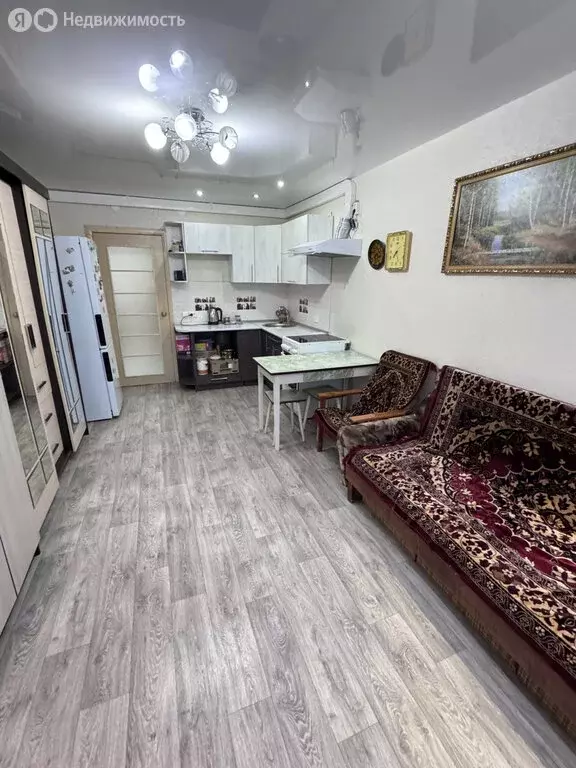 1-комнатная квартира: Мурыгино, улица Красных Курсантов, 2 (41.1 м) - Фото 0