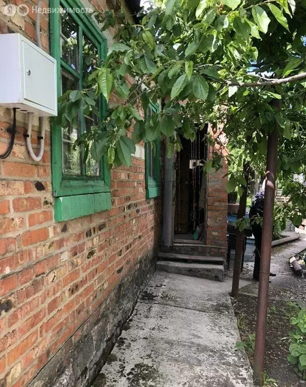 Дом в Каменск-Шахтинский, улица 3-я Линия (32 м) - Фото 0