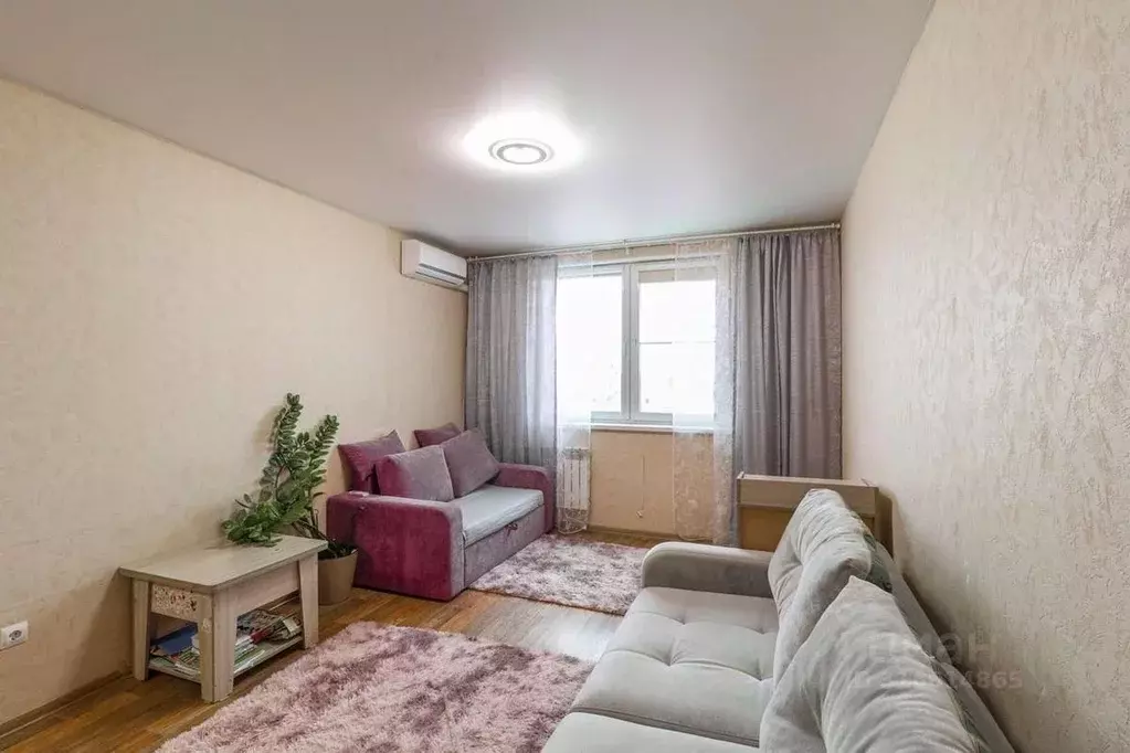 1-к кв. Омская область, Омск ул. Красный Путь, 137/2 (38.3 м) - Фото 0