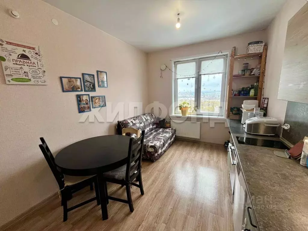 3-к кв. Новосибирская область, Новосибирск ул. Петухова, 105/1 (66.0 ... - Фото 2