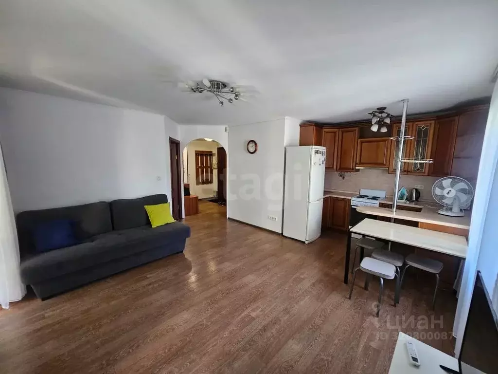 2-к кв. Приморский край, Владивосток ул. Прапорщика Комарова, 31 (41.5 ... - Фото 2