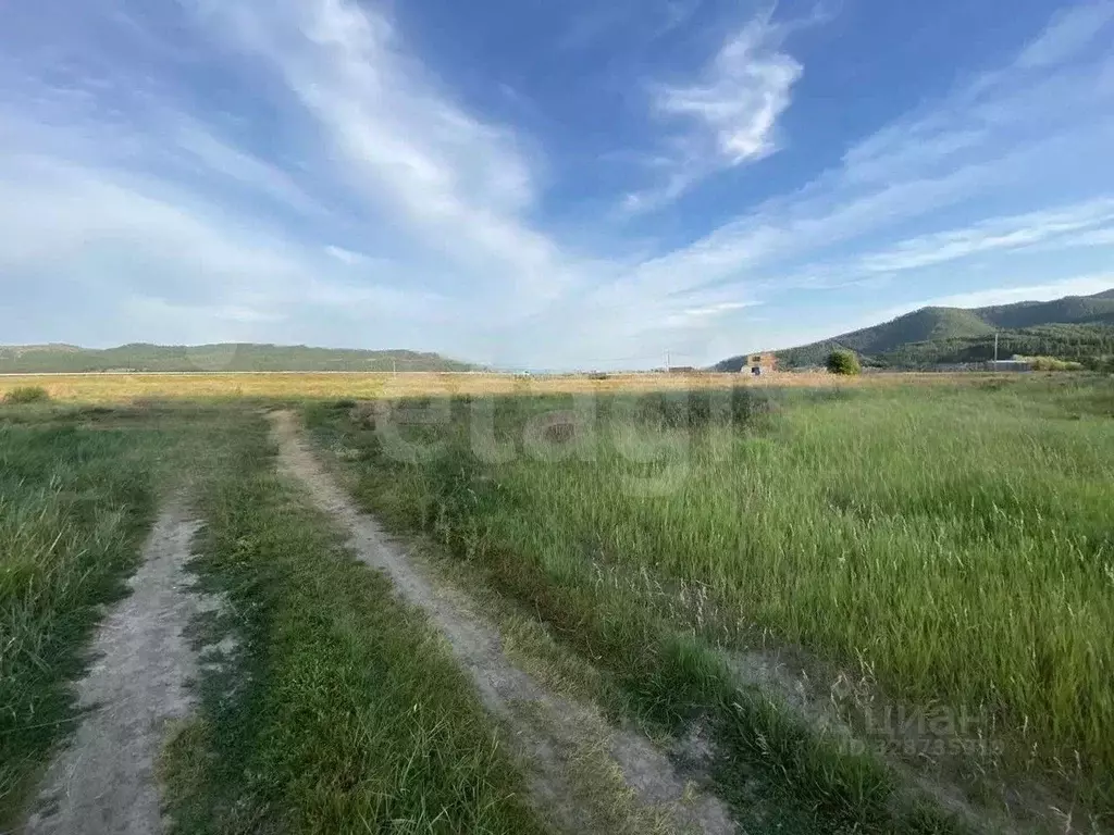 Участок в Бурятия, Иволгинский район, Сотниковское с/пос, с. Ошурково  ... - Фото 1