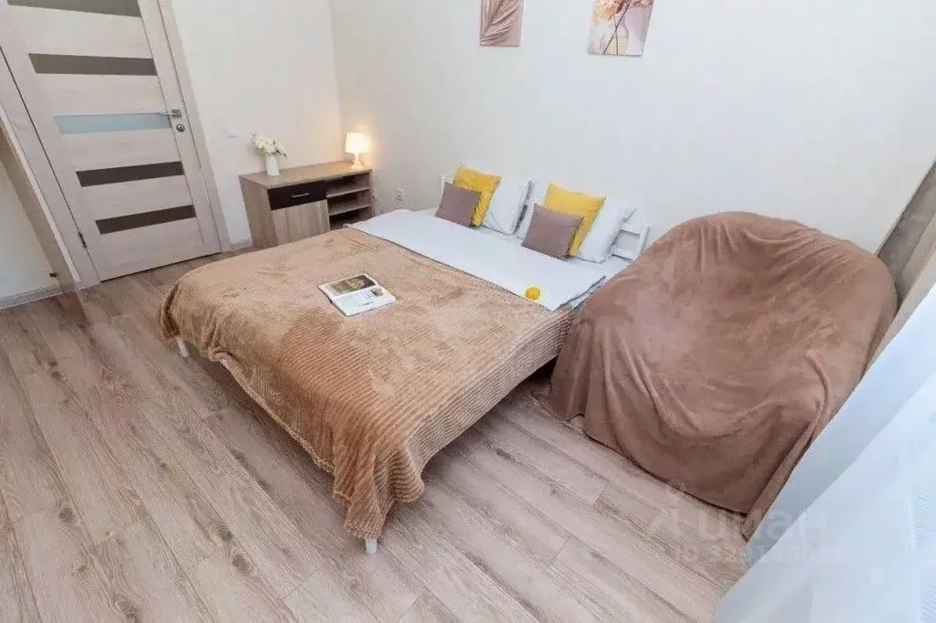 1-к кв. Тюменская область, Тюмень ул. Парада Победы, 7 (35.0 м) - Фото 1