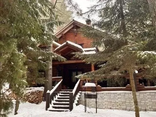 Дом в Тверская область, Селижаровский муниципальный округ, Турбаза ... - Фото 1