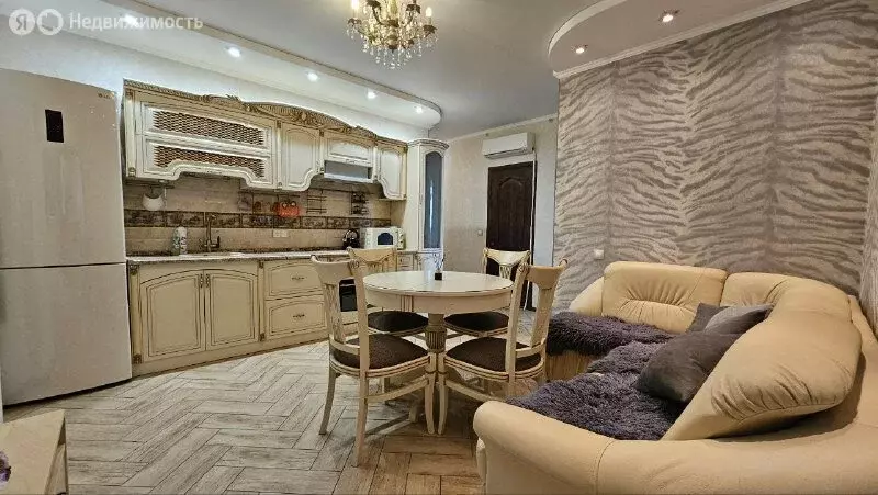 2-комнатная квартира: Краснодар, Московская улица, 59 (64 м) - Фото 0