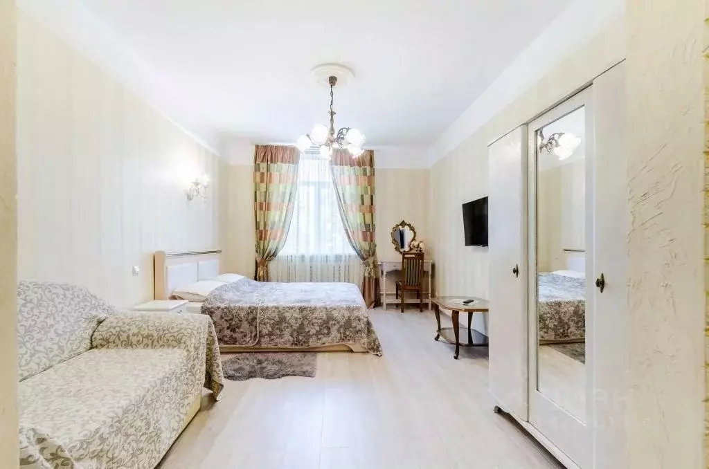 1-к кв. Псковская область, Псков Октябрьский просп., 14 (50.0 м) - Фото 1