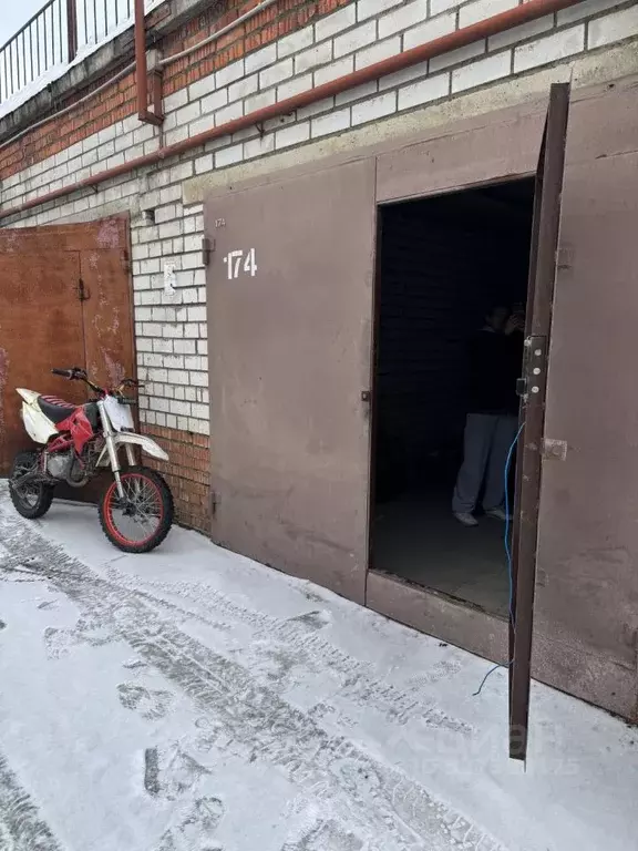 Гараж в Московская область, Одинцовский городской округ, Лесной ... - Фото 2