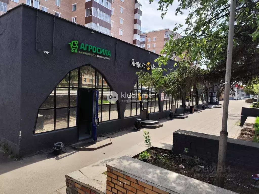 Торговая площадь в Татарстан, Нижнекамск ул. Гагарина, 36 (1258 м) - Фото 1