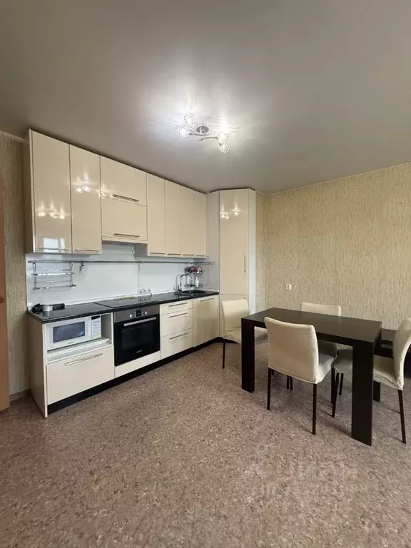 3-к кв. Красноярский край, Красноярск Свердловская ул., 17Б (69.0 м) - Фото 1