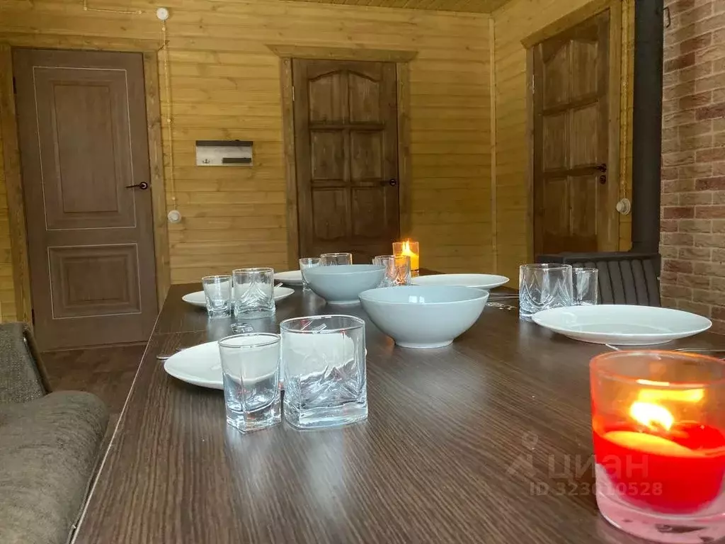 Дом в Мурманская область, Кольский район, Мурмаши пгт ул. Цесарского, ... - Фото 1