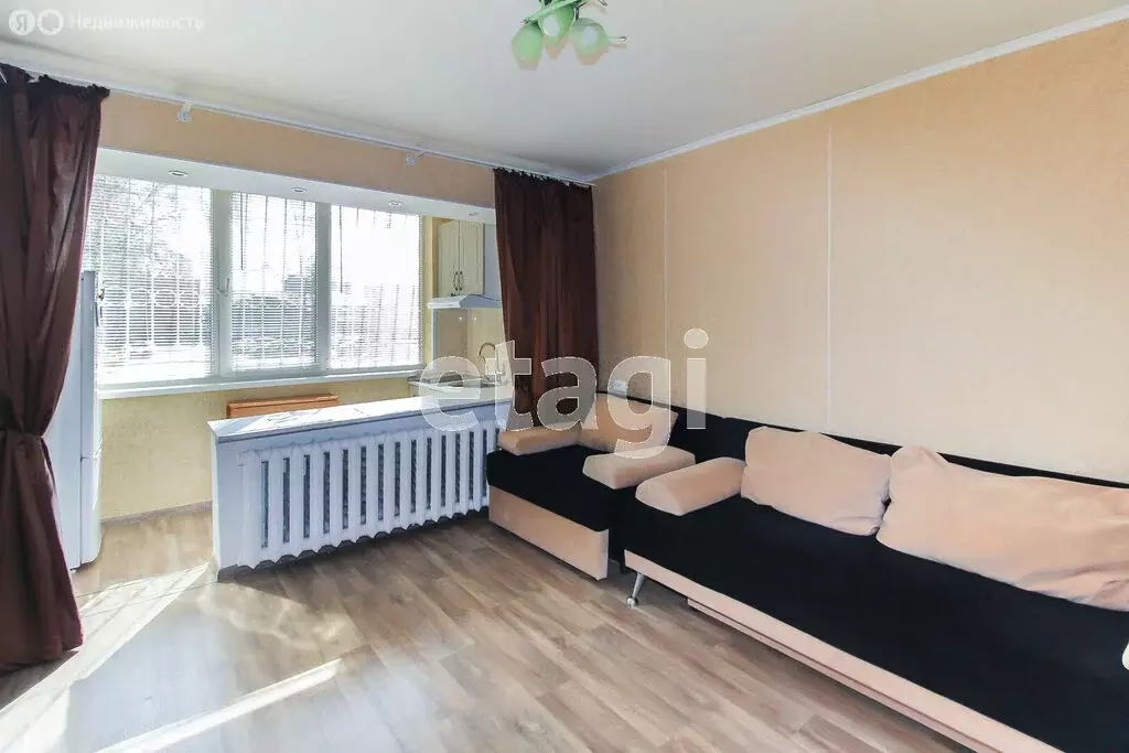 1-комнатная квартира: Тюмень, улица 30 лет Победы, 79 (17 м) - Фото 0