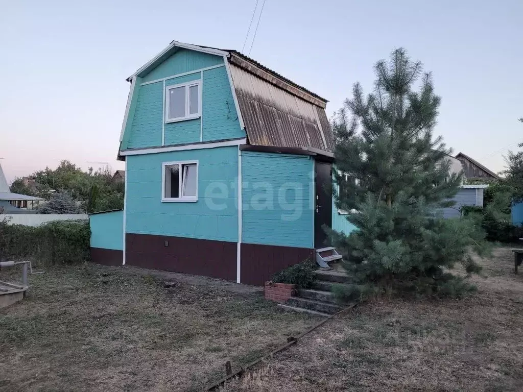 Дом в Саратовская область, Энгельсский район, Красноярское ... - Фото 0