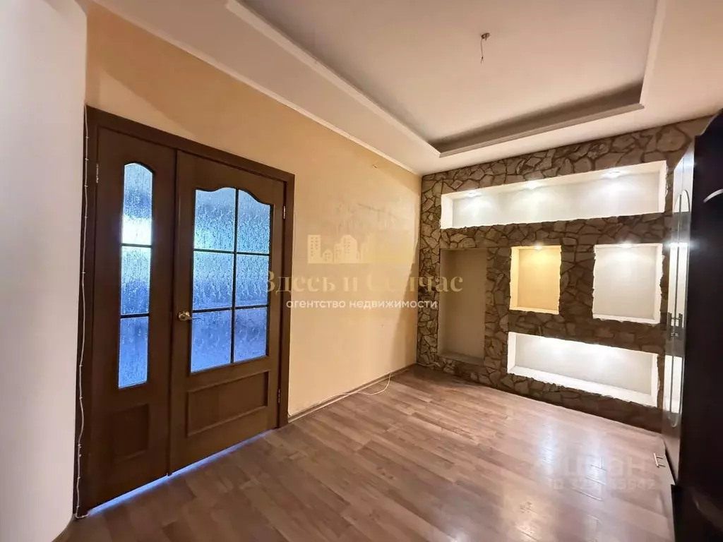 2-к кв. Татарстан, Казань ул. Столярова, 5 (86.6 м) - Фото 1