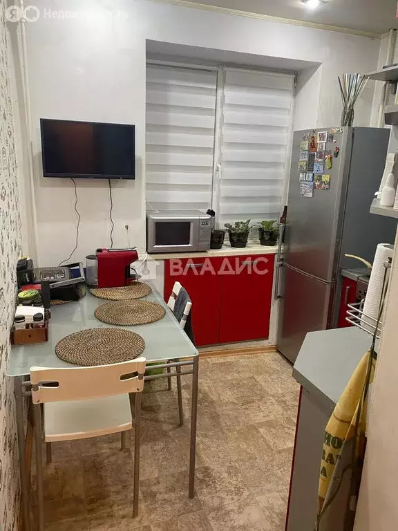 3-комнатная квартира: Волгоград, улица Дымченко, 14 (59.2 м) - Фото 0