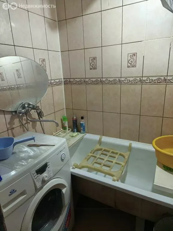 3-комнатная квартира: Нижнекамск, улица Юности, 5 (54.3 м) - Фото 1