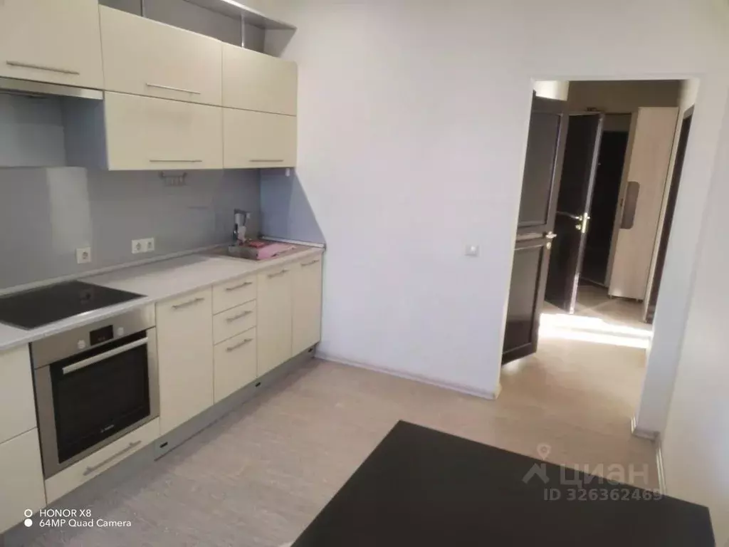 2-к кв. Тюменская область, Тюмень ул. Евгения Богдановича, 8 (56.0 м) - Фото 1