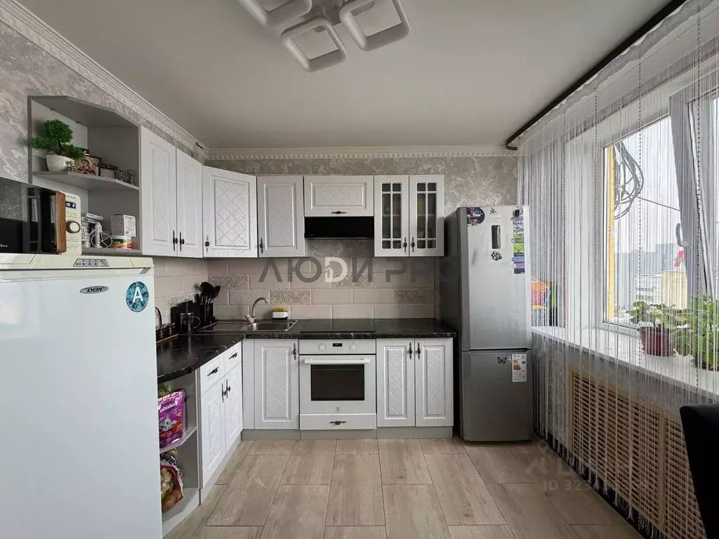 3-к кв. Саратовская область, Саратов Тверская ул., 53 (66.5 м) - Фото 1