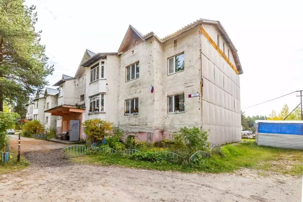 3-к кв. Ханты-Мансийский АО, Сургутский район, Барсово пгт Обская ул., ... - Фото 1