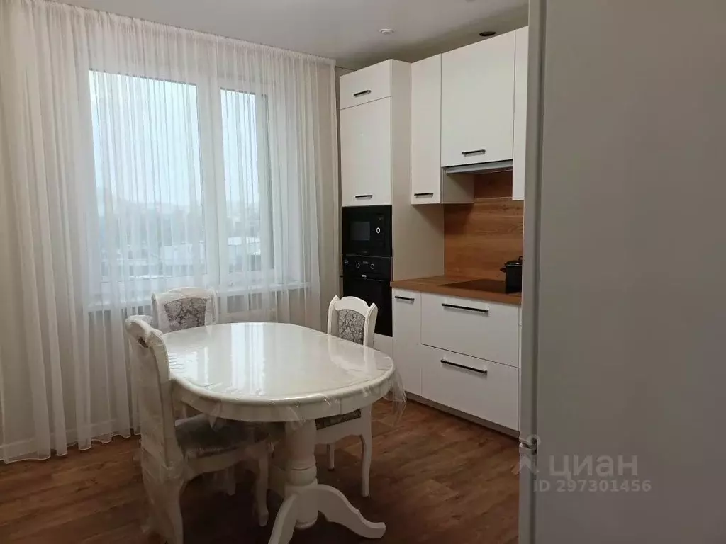 Комната Татарстан, Казань ул. Родины, 24Б - Фото 0