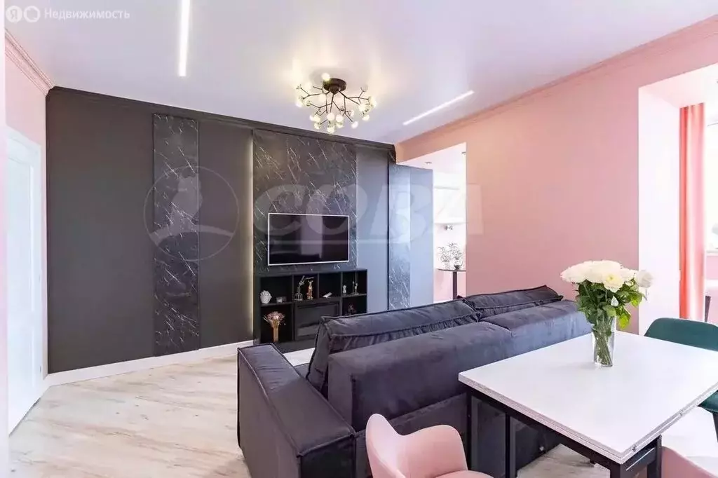 3-комнатная квартира: Тюмень, улица Щорса, 2 (97.7 м) - Фото 1