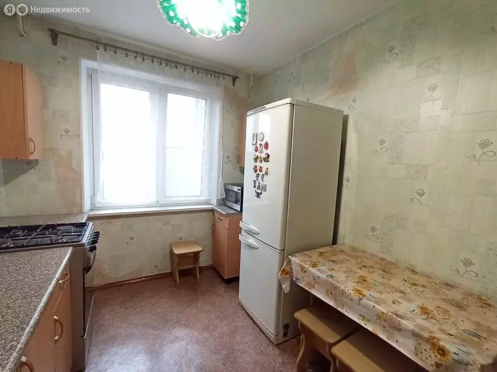 3-комнатная квартира: Челябинск, улица Богдана Хмельницкого, 34 (66 м) - Фото 2