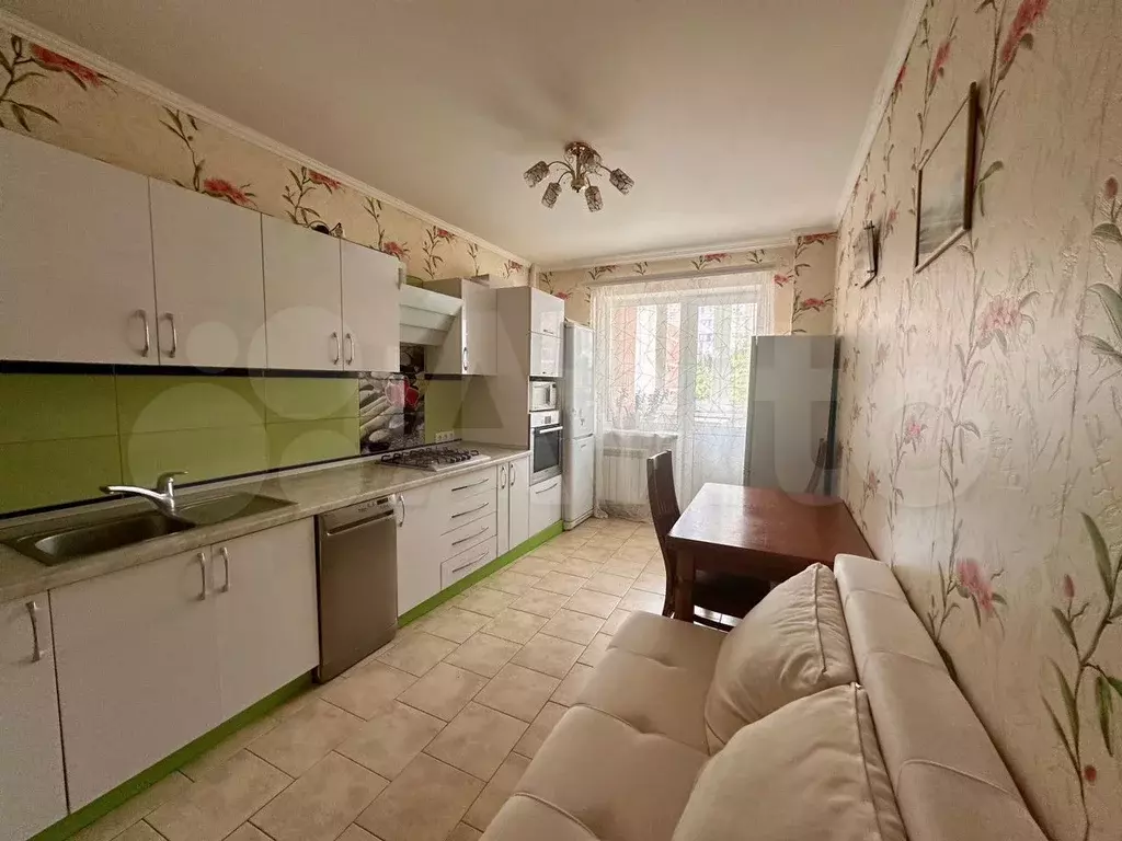 2-к. квартира, 71 м, 2/9 эт. - Фото 1