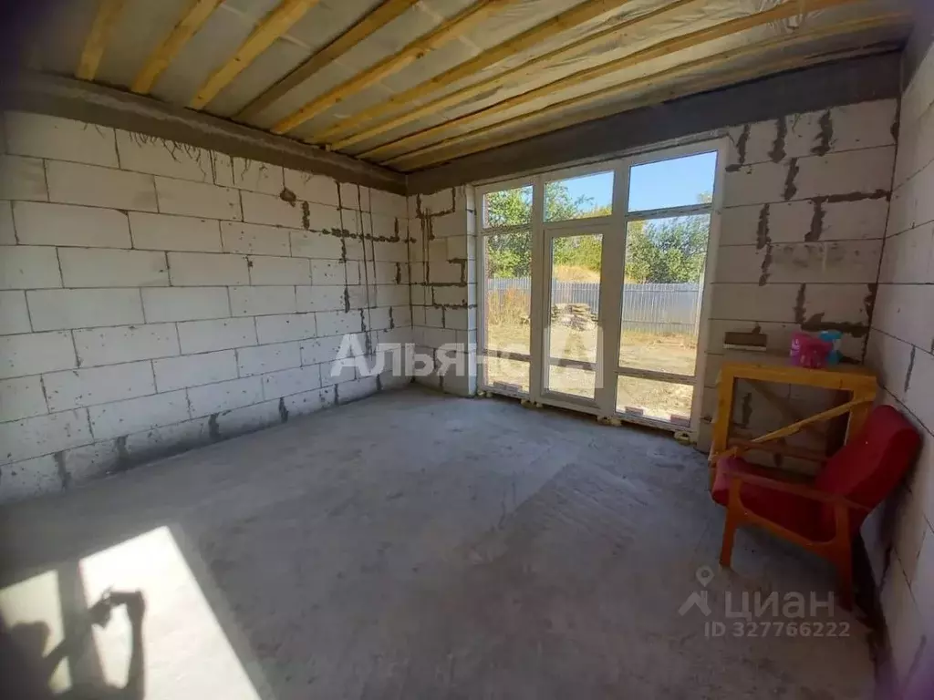 Дом в Ростовская область, Шахты Цветной пер. (100 м) - Фото 1