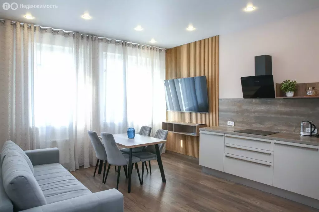 3-комнатная квартира: Калининград, Октябрьская улица, 12 (90 м) - Фото 2