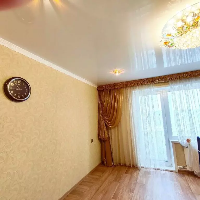 3-к кв. Красноярский край, Ачинск 28-й кв-л, 12 (66.2 м) - Фото 0