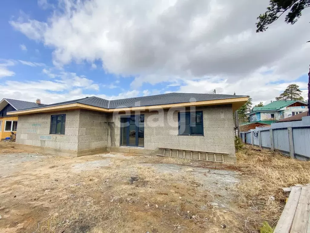 Дом в Бурятия, Улан-Удэ проезд Комсомольский, 32 (175 м) - Фото 1