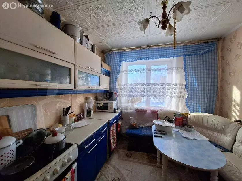 3-комнатная квартира: Тобольск, 6-й микрорайон, 19 (63 м) - Фото 2