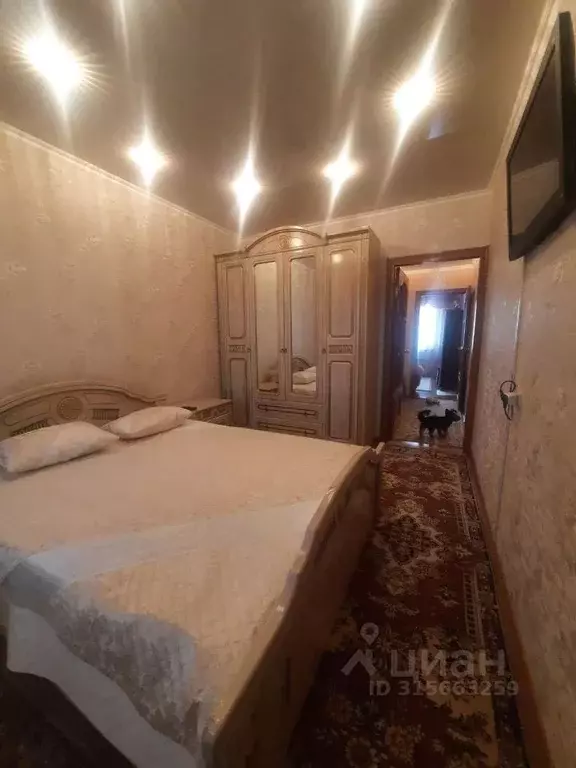 3-к кв. Белгородская область, Старый Оскол Королева мкр, 1А (64.0 м) - Фото 0