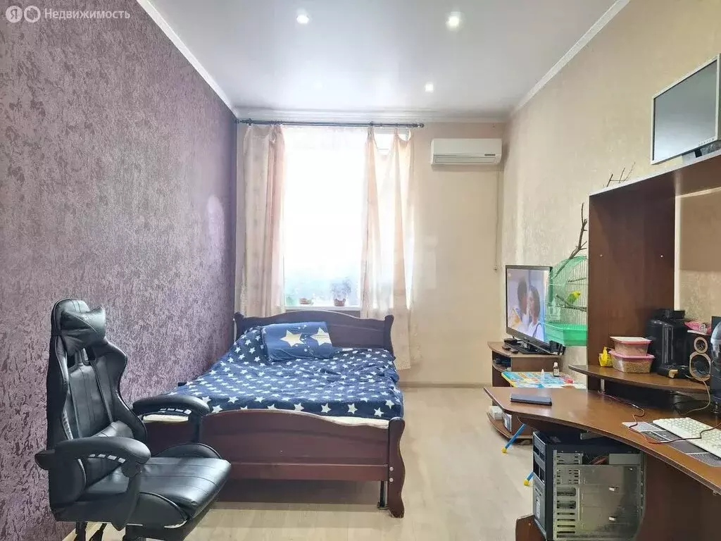 3-комнатная квартира: Саратов, Большая Горная улица, 137 (81.8 м) - Фото 1