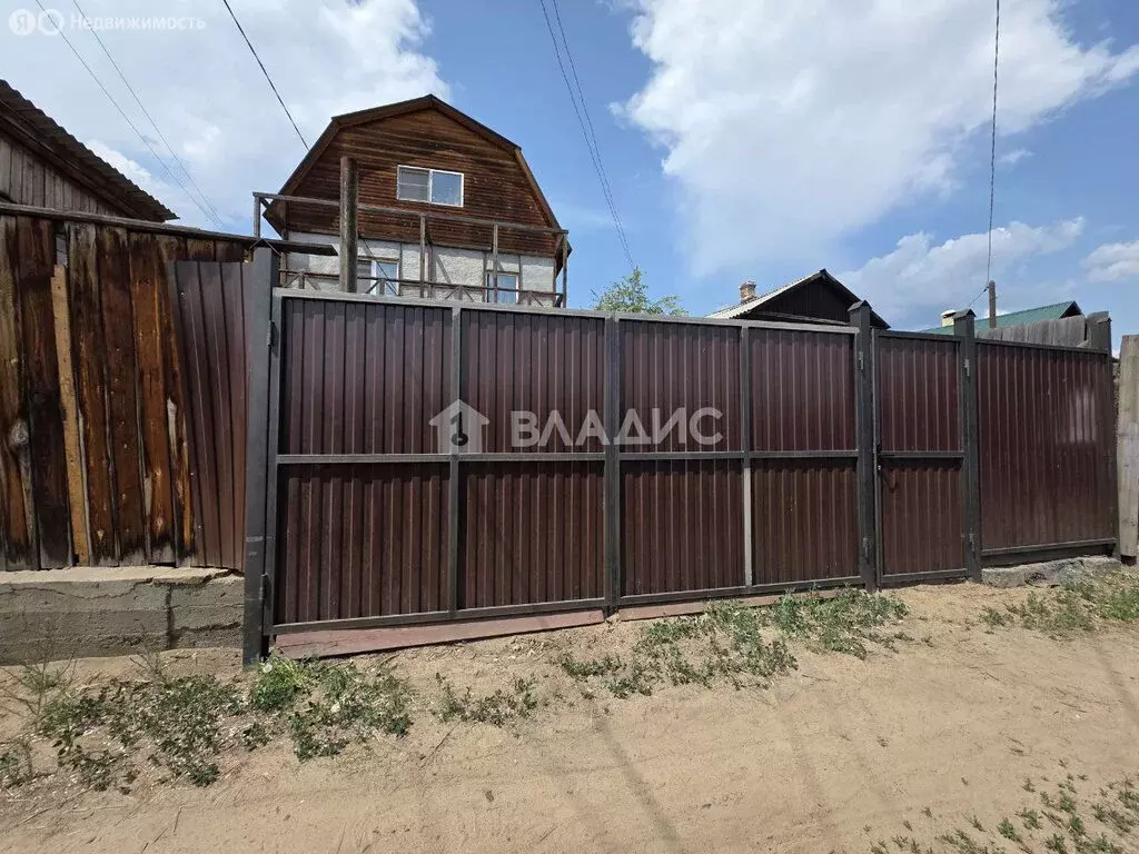 Дом в Улан-Удэ, микрорайон Батарейка, Дальняя улица (145 м) - Фото 0