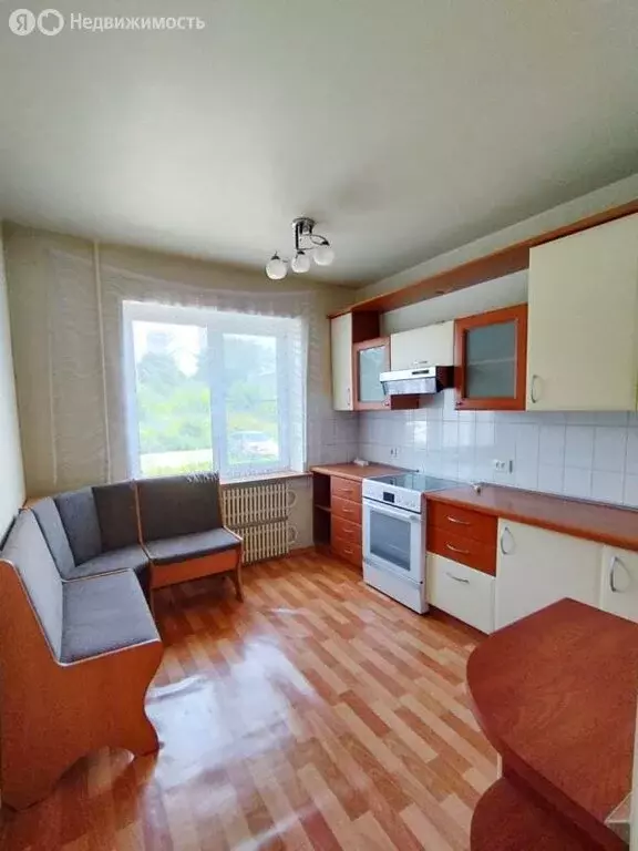 3-комнатная квартира: Новосибирск, Ветлужская улица, 28 (62.1 м) - Фото 0