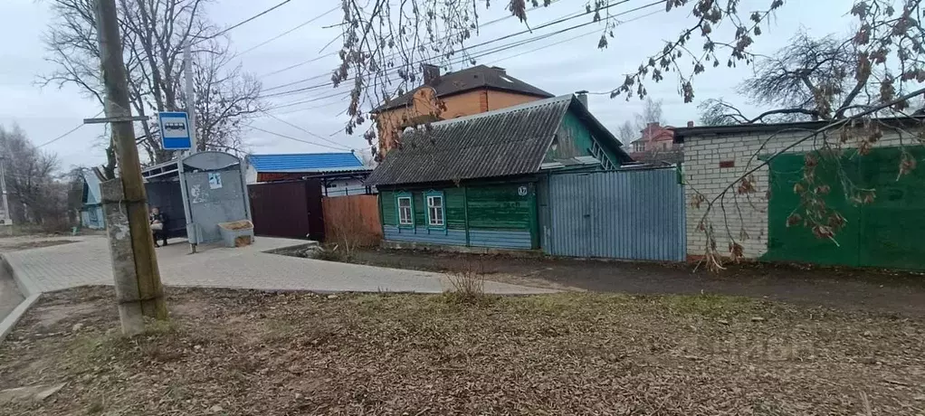 Дом в Калужская область, Калуга Тарутинская ул., 17 (50 м) - Фото 1