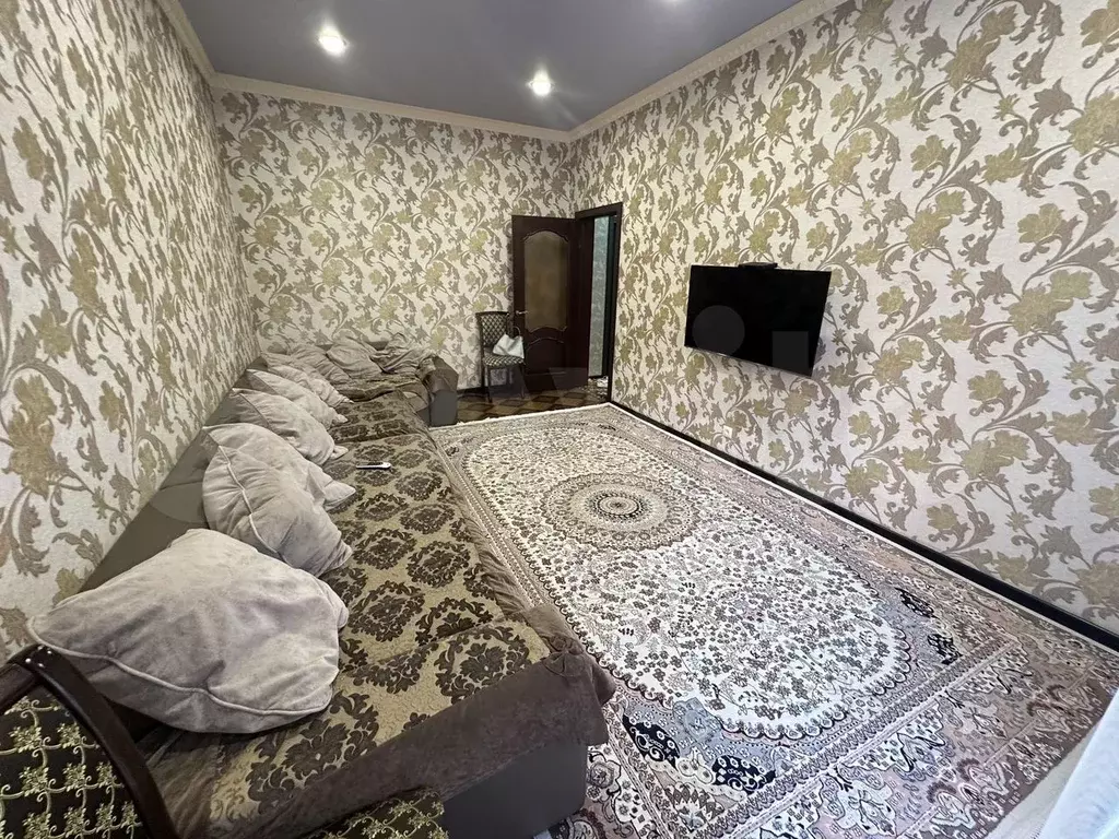 2-к. квартира, 65 м, 2/5 эт. - Фото 1