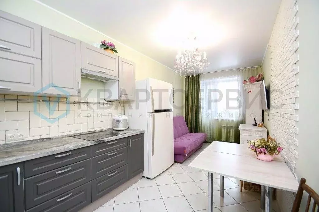 1-к кв. Омская область, Омск просп. Королева, 3к3 (43.4 м) - Фото 0