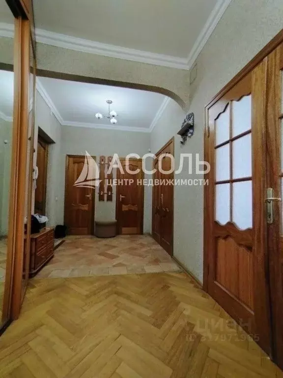 6-к кв. Омская область, Омск просп. Карла Маркса, 10 (164.2 м) - Фото 0