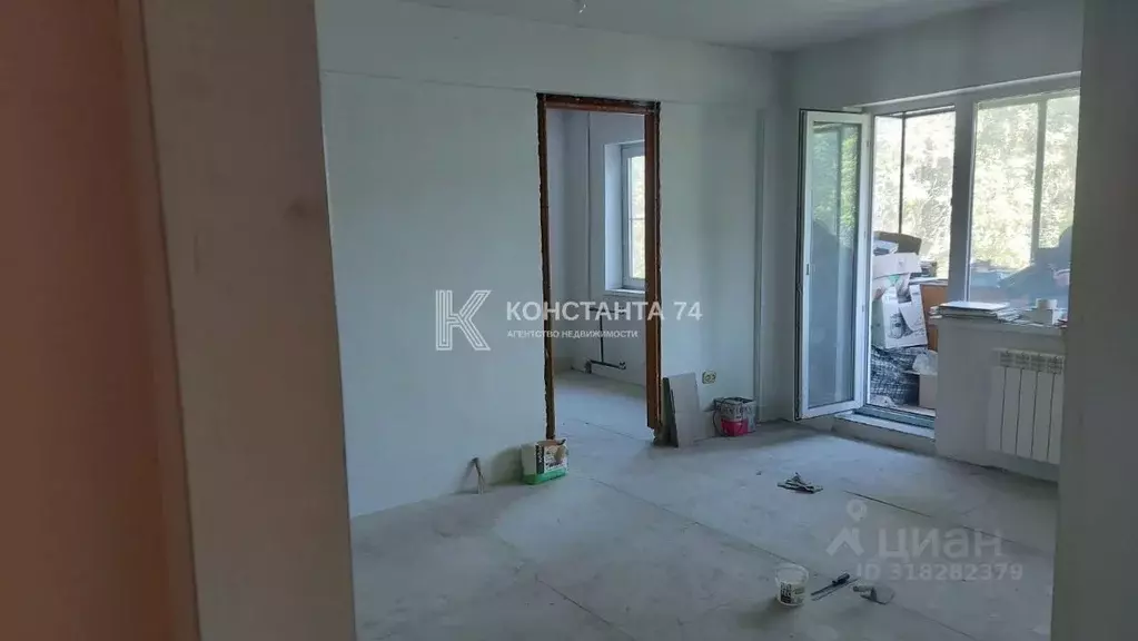 2-к кв. Челябинская область, Челябинск ул. Дзержинского, 107 (45.8 м) - Фото 0