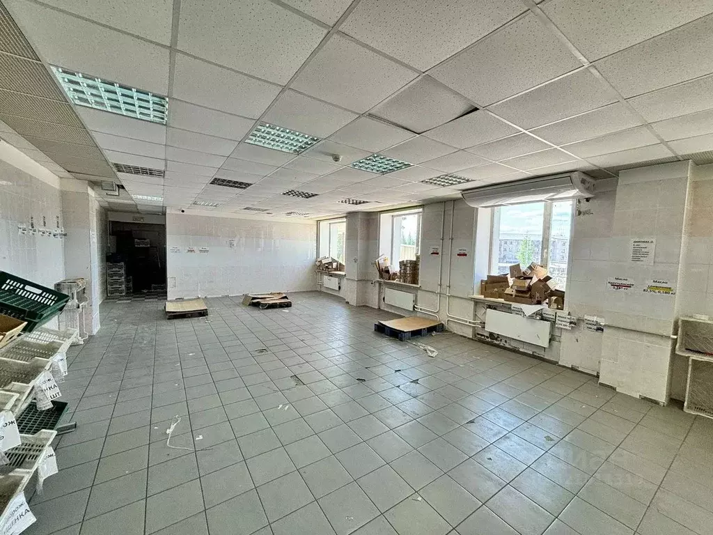 Помещение свободного назначения в Саха (Якутия), Нерюнгри ул. ... - Фото 1