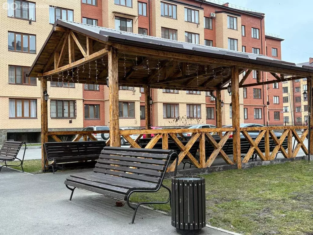 5-комнатная квартира: Владикавказ, улица Курсантов-Кировцев, 29 (130 ... - Фото 2