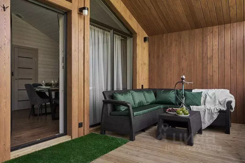 Дом в Ленинградская область, Выборгский район, Полянское с/пос, пос. ... - Фото 2