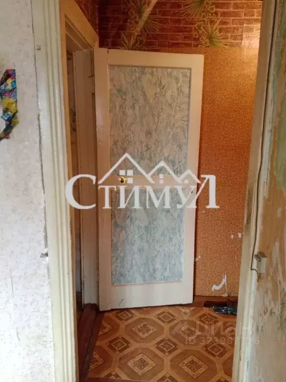 1-к кв. Хакасия, Сорск Усть-Абаканский район, ул. 50 лет Октября (31.2 ... - Фото 2