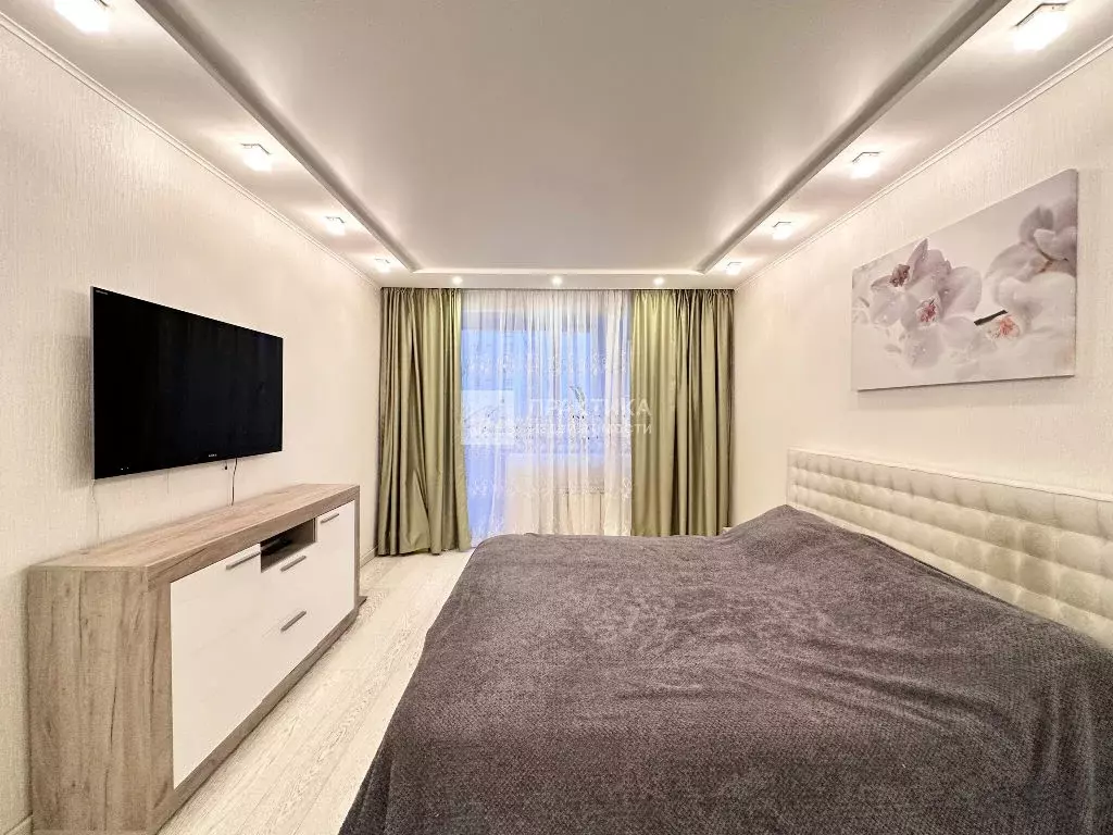 Продается 5-комнатная квартира - Фото 1