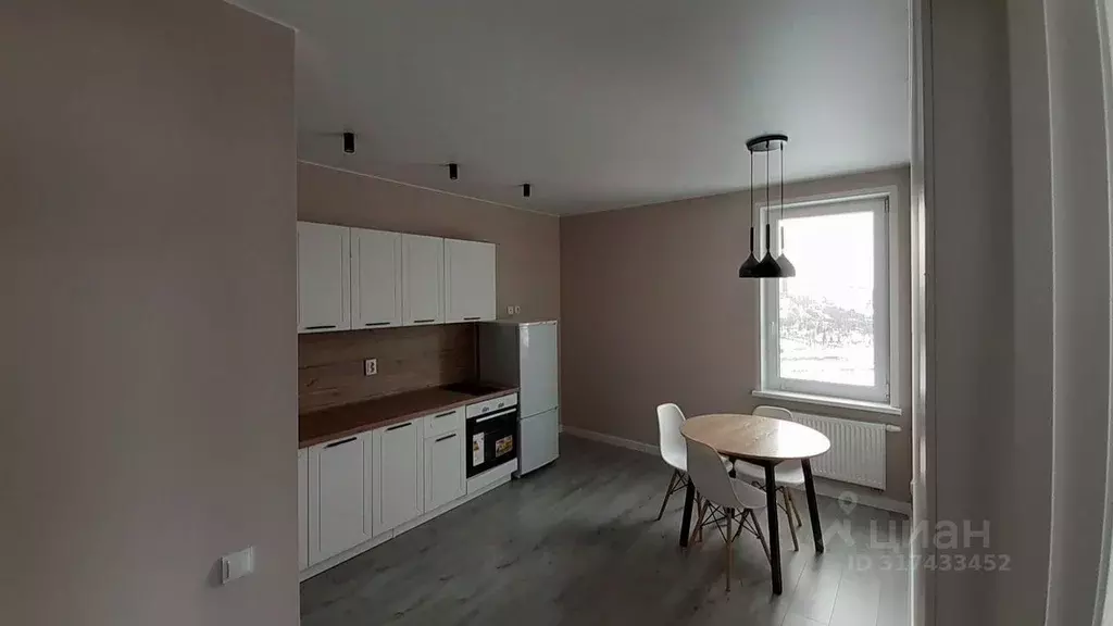 2-к кв. Тюменская область, Тюмень Новгородская ул., 3 (59.0 м) - Фото 2