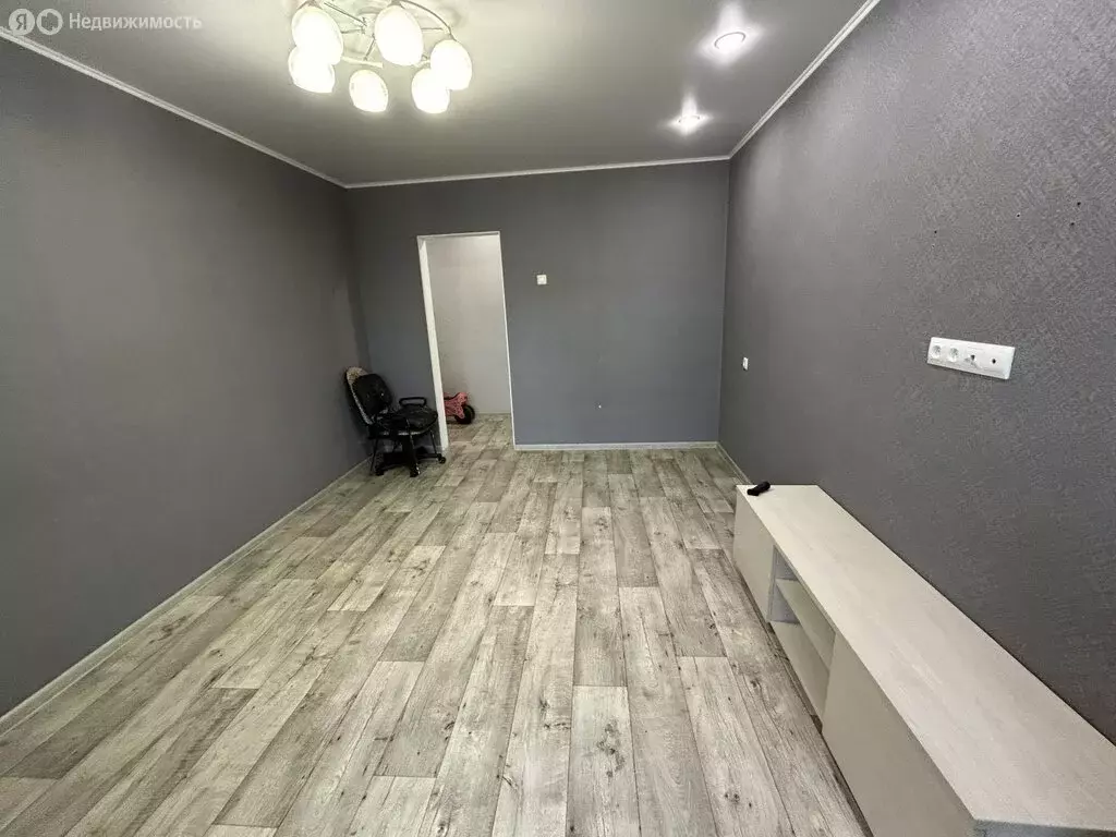 1-комнатная квартира: Саратов, улица имени С.Ф. Тархова, 21Б (35 м) - Фото 1