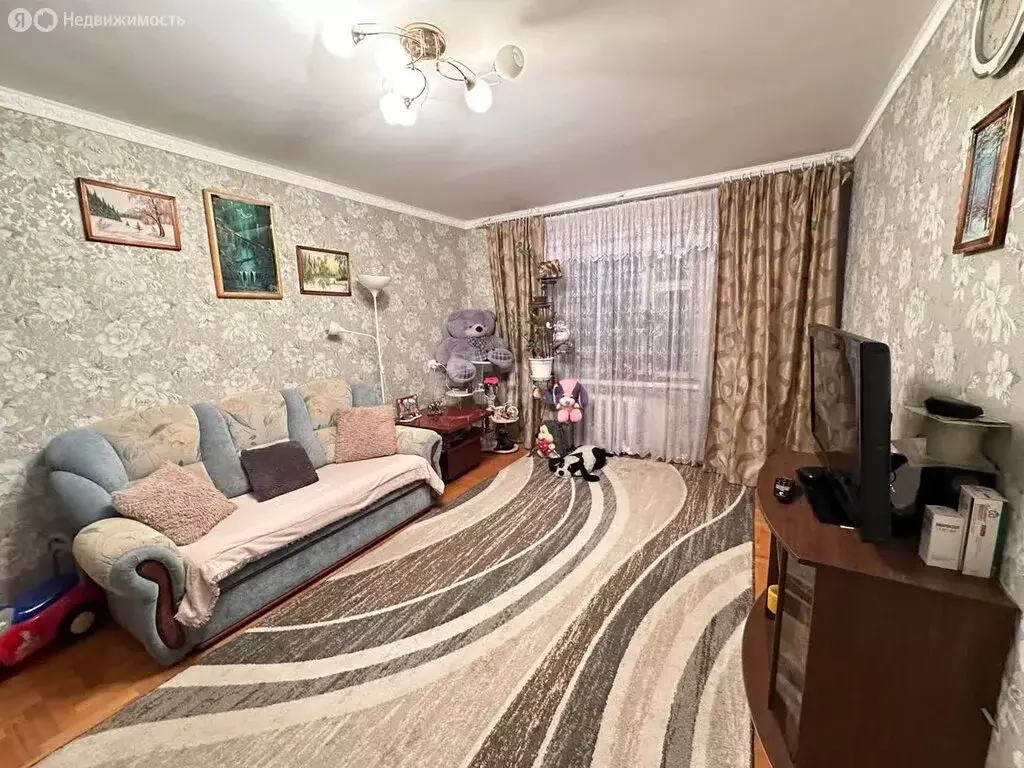 2-комнатная квартира: Невинномысск, Революционная улица, 30 (51.2 м) - Фото 0